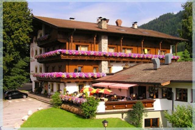 Gasthof Ascherwirt Hotel Brandenberg ภายนอก รูปภาพ
